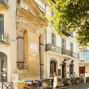Grand Nord-pinus Hotel Arlés